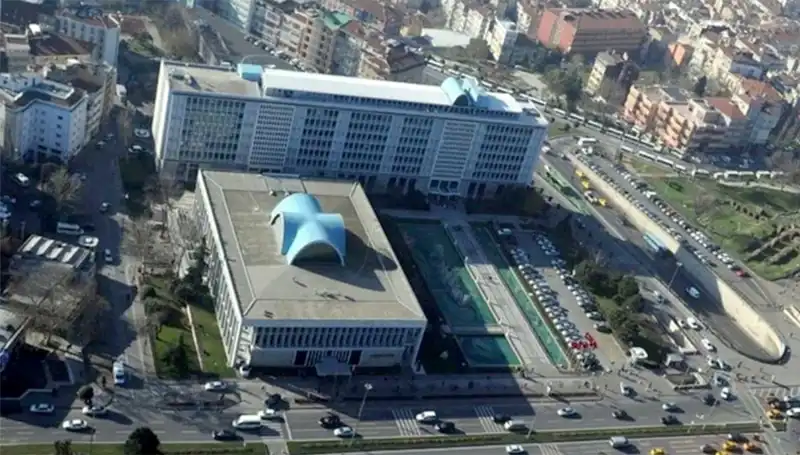 İstanbul Büyükşehir Belediyesi Soruşturmasında "Enderun" WhatsApp Grubuna Dikkat Çekildi!