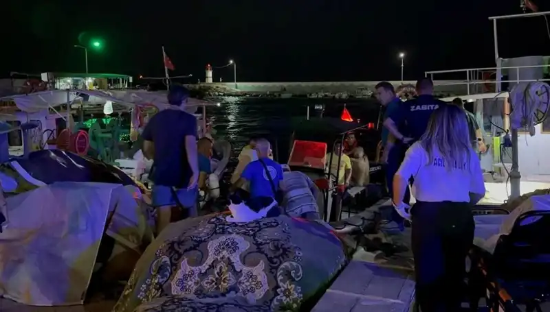 Balıkesir'de Denizde Kaybolan 75 Yaşındaki Adamın Komşuları Endişe Duyuyor