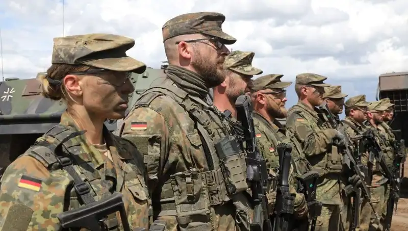 Almanya'dan Sarsıcı Adım: Rusya'ya Asker Göndermeye Hazırlanıyor