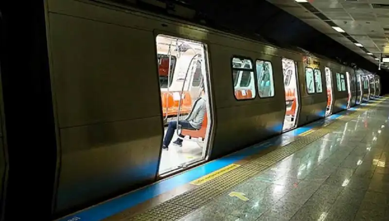 İstanbul'da Metro Durakları Kapatılıyor: Sebepler ve Tarihler Neler?