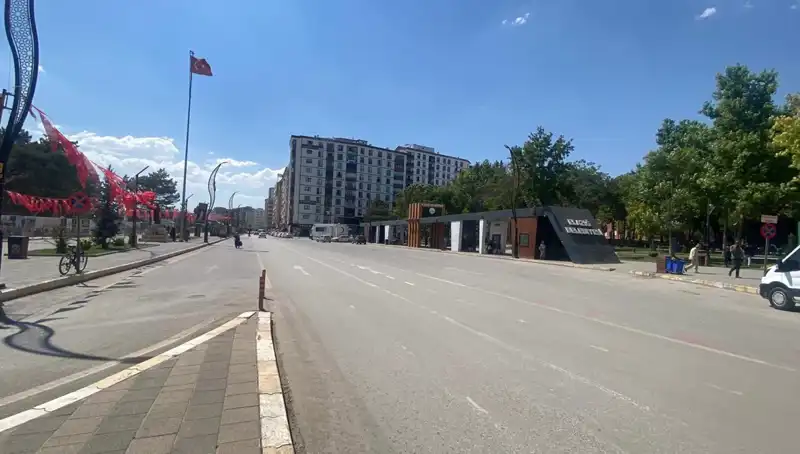 Elazığ'da Sokaklar Neden Boş Kaldı? Şok Edici Gelişmeler!