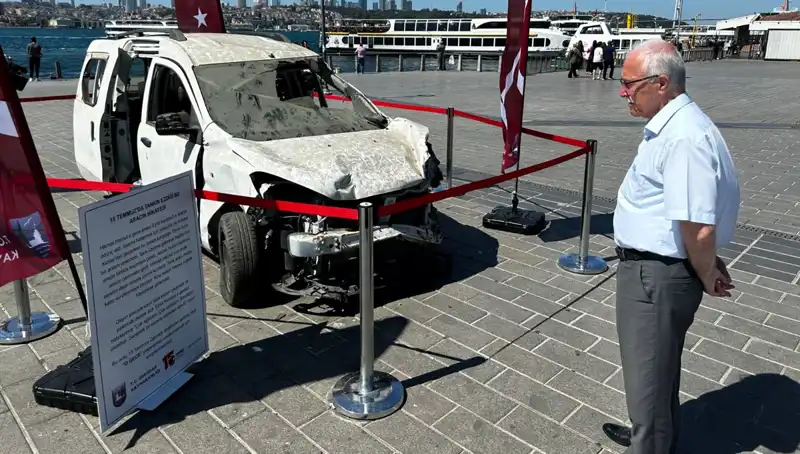 15 Temmuz'da Tank Altında Kalan Araçlar Sergisi Açıldı