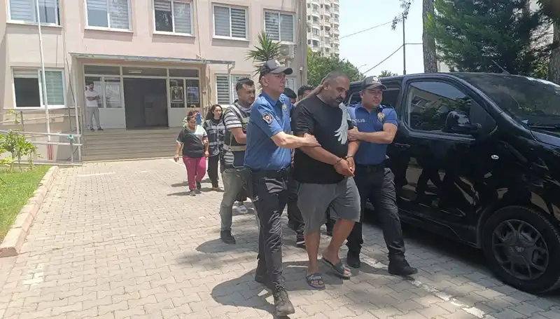 Adana'da Dolandırıcılık Çetesi Çökertildi: 4 Kişi Gözaltında