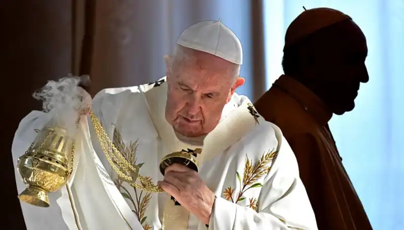 Yeni Papa Seçim Süreci: Adaylar ve Olası Gelişmeler