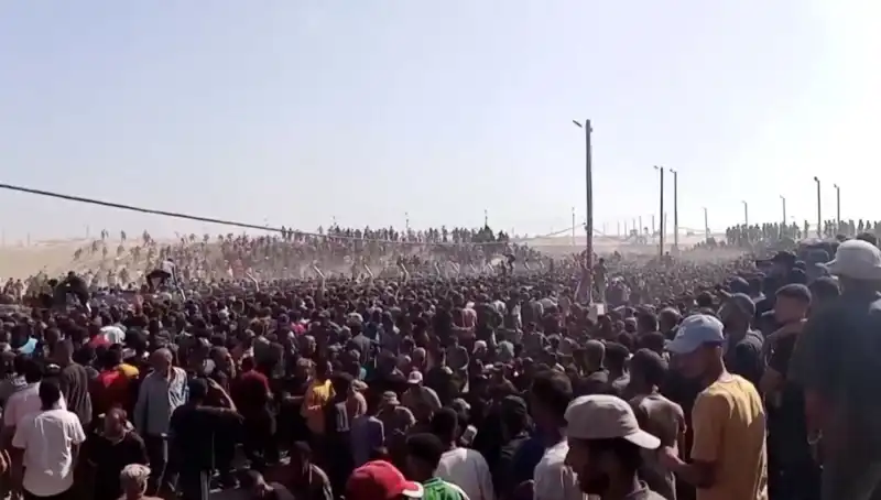 Gazze'deki Yardım Noktasına Saldırı: 26 Kişi Hayatını Kaybetti