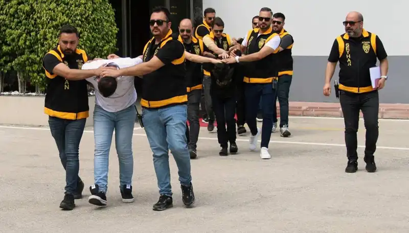 İş Adamı Sevgilisi Tarafından Kurulan Tuzak: Dövülürken Parası Alındı