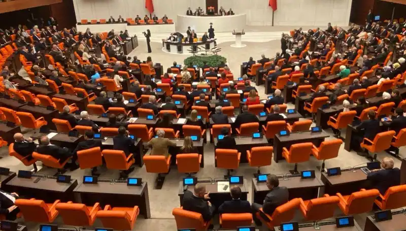 TBMM Komisyonları Neden Çalışmaya Devam Ediyor? Detaylar Burada!