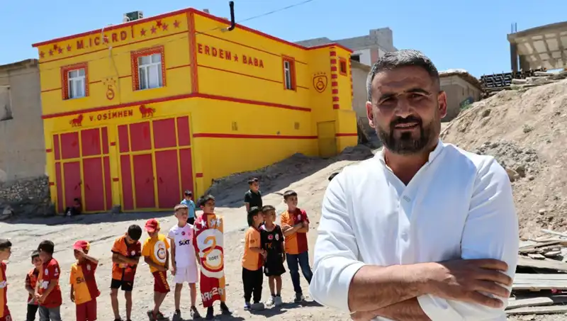 Fanatik Taraftar, Evinin Dış Cephesine Icardi'nin Ardından Osimhen Yazdırdı!