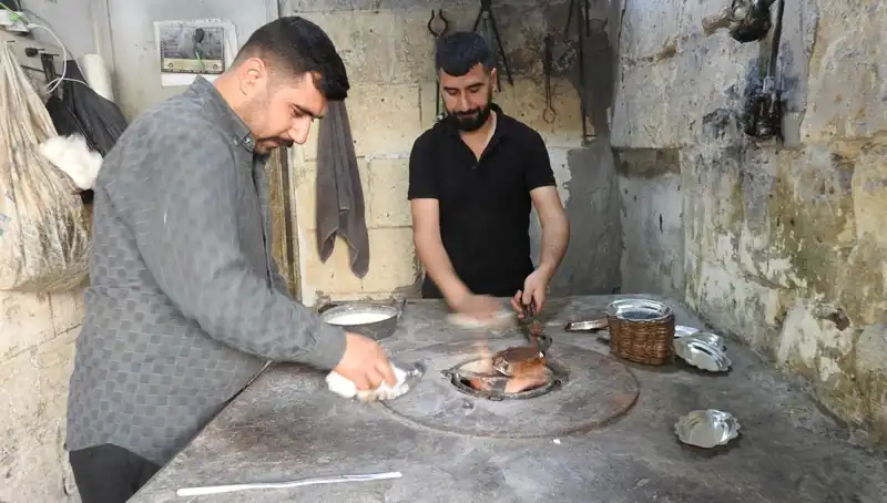 Mesleğin Son Temsilcisi: İşi Öğretecek Çırak Bulmakta Zorlanan Usta