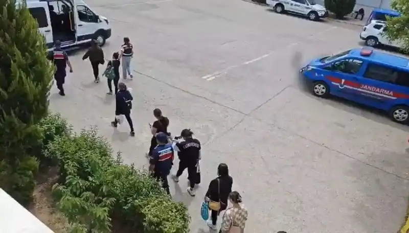 Tayland'da Kadınların Çalışma İzni Vaadiyle Fuhuşa Zorlanması: Gizli Gerçekler