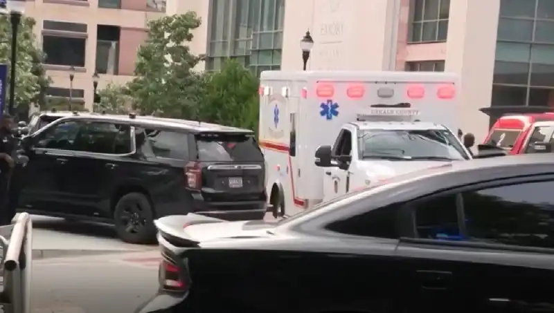Covid-19 Aşısı Protestoları Kanlı Çatışmaya Dönüştü: 1 Polis Hayatını Kaybetti