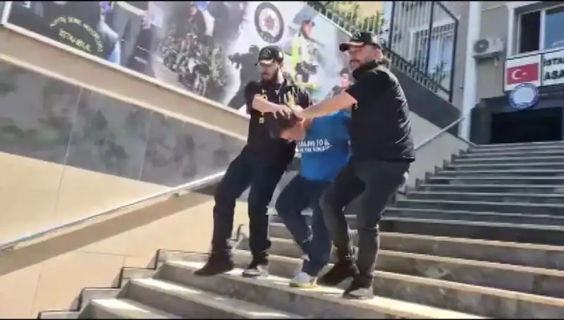 Ümraniye’de 600 Bin Liralık Gasp Olayı: Film Gibi Takiple Yakalandılar!
