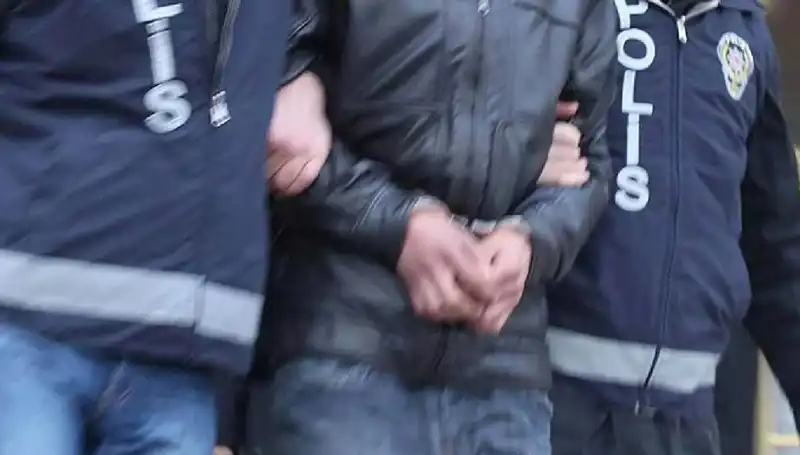 Osmaniye'de Uyuşturucu Operasyonu: 7 Kişi Gözaltına Alındı
