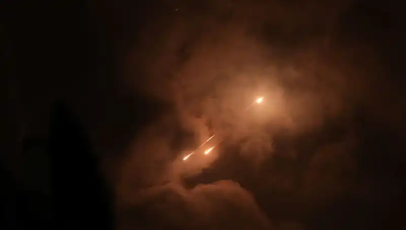 İran'ın Gece Saldırılarının Arkasında Yatan Stratejik Nedenler