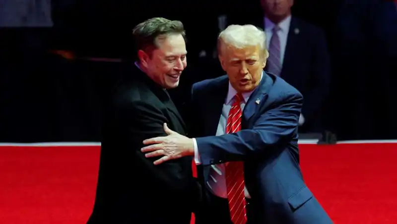 Elon Musk ve Donald Trump Arasındaki Gerginliğin 4 Farklı Nedeni