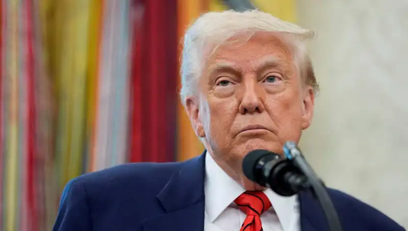 Trump, G7 Zirvesini Erken Terk Etti: Acil Beyaz Saray Toplantısı Gereken Nedenler